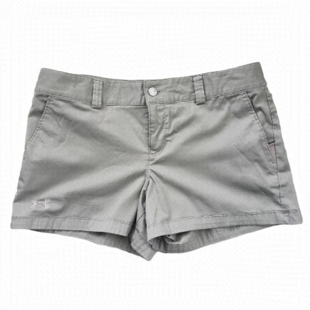 Like new Under Armour Khaki ladies shorts 8 heatwear